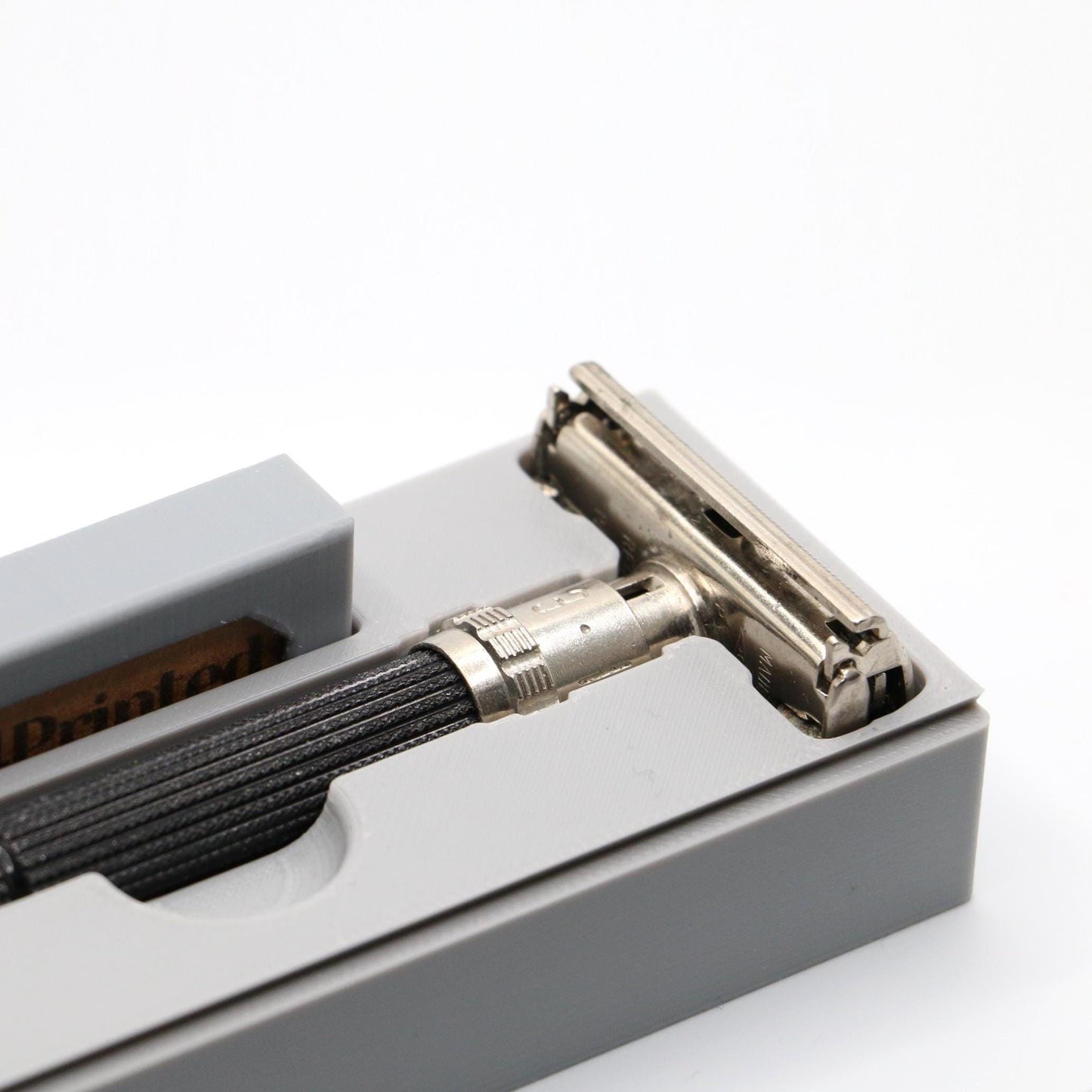 Gillette Super Adjustable 109 Travel Case Storage Box